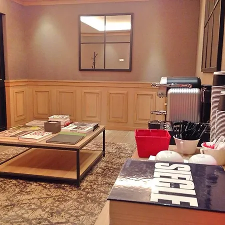 Le 209 Bercy Otel 4*