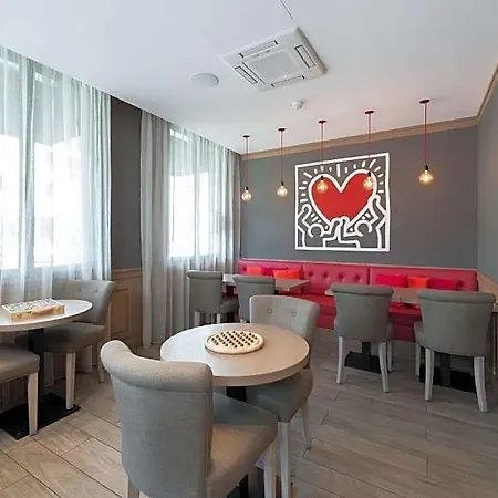 Hotell Le 209 Bercy 4*