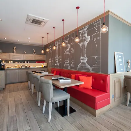 Отель Le 209 Bercy 4*