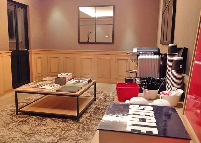 Le 209 Bercy Hotel 4*