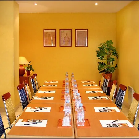 Le 209 Bercy ホテル 4*